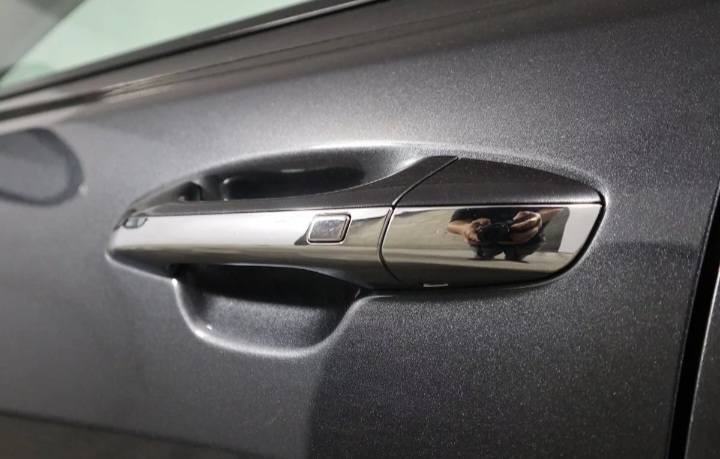 سلام عليكم سياره كيا اوبتما لي البيع 

KIA Optima‏‎ S 2020
كيا اوبتيما S 2020 فول مواصفات من عدا الفتحه‏‌ تتحول مباشر السعر 159 ورقه.

رقم بغداد الدولي الجديد. 11 E

‏‎مواصفات السياره:
‏‌‎محرك :GDI 2400
 رادار جانبي امامي .
‏‌ نقطة عمياء
‏‌‎تحديد مسار
‏‎بريك ذاتي عند اقتراب من سياره قريبه 
‏‌‎فول تحكم ستيرن
(تشغيل بصمه) 
‏  AC/تبريد
‏‌‎ليد امامي نهاري 
‏‌‎بك لايت ليد ‏ 
‏‌‎اشارة بالمراية
(حجر البيئة اصلي موجود)
 تايرات ويل كب 
دهن و فلتر جديد
ارضيات السياره جديد
تايرات قبل 4 اشهر جديد
‏‌‎
‏‌‎شاشه جبيرة لمس تدعم Car Play /Android 
‏‌‎كامره ‎
‏‌‎ثلاث وضعيات قياده
Eco-Comfort-Sport
دبل سألنصه 
‌‌‏حساس اطارات 
‏‌‎بلوتوث اوكس Usp حاكيه تلفون 
‏  ترحيب عند الاقتراب
فلتر + دهن + فلتر هواء جديد 
ماشيه64 الف ميل فقط ،
       مكان السيارة بابل.

السياره وارد امريكي
الضرر باب خلف عكس السايق بي تكحيل مصلح 75%
الباقي كله بلادي.

شكرآ و اهلا وسهلا .
*********** حلة, بابل
