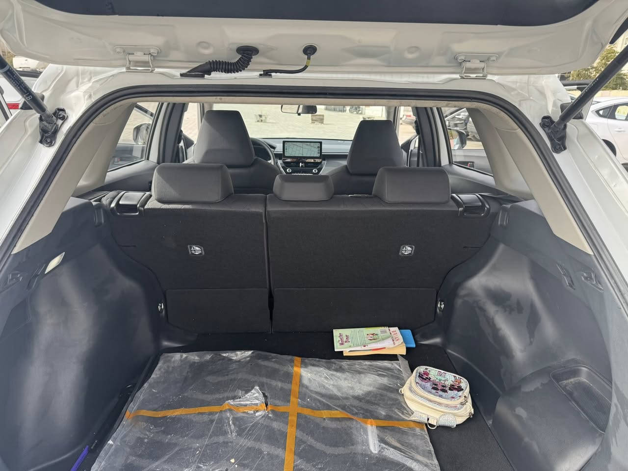 كورلا كروز 2025
ماشيه ٦ الف
سعر ٢٦،٨٠٠
***********
بغداد حي العدل
