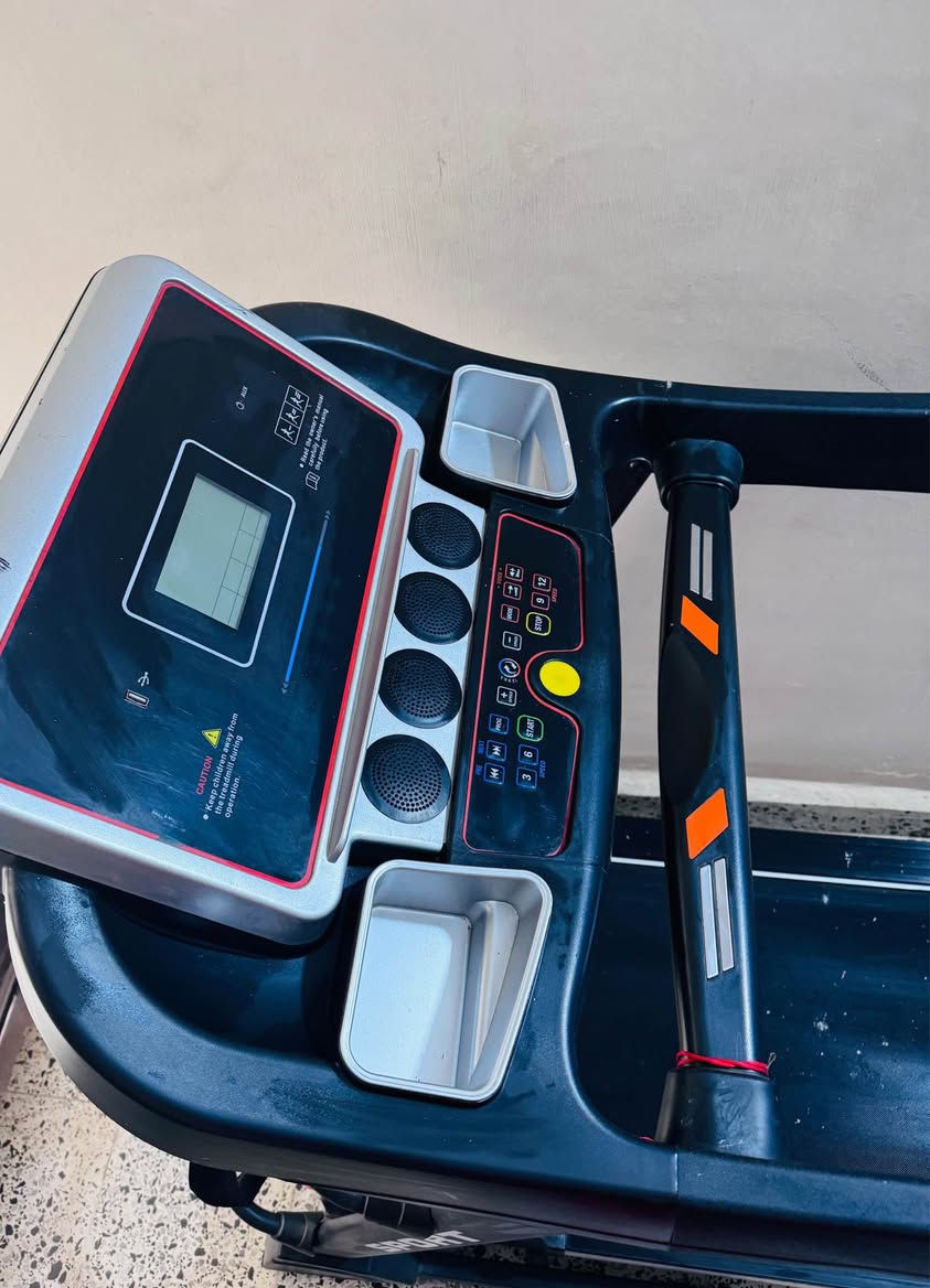 اجهزة رياضة  جديدة مال بيت مستعمل حيل قليل 
جهاز رياضة مشي   + جهاز تكسر الشحوم و جهاز رياضة متنوع التمارين للبيع داخل كركوك للاستفسار مراسله خاص كركوك, العراق


**إذا كنت صاحب هذا الإعلان وتريد حذفه لأي سبب، رجاءا أرسل رسالة إلى الدعم الفني**