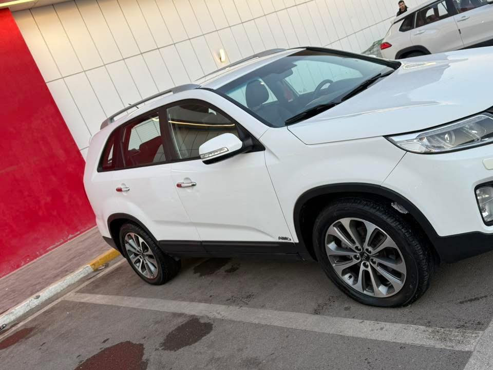 سورنتو 2014 خليجي كويتية
فول عدا البانوراما داخل
قرميدي 7 راكب ماشية ١٠٦ الف كيلو
بيهه حادث جاملغ وبنيد
وصبغ بابين
للاستفسار واتساب
***********
السعر 169 ورقة
