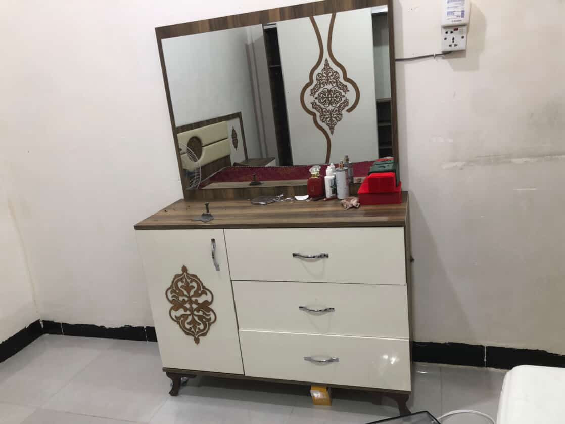 غرفه 5 قطع نضيفه مابيها أي ضرر سعرها 300 وبيها مجال مستعجلين على بيعتها مكاني نجف حي الوفاء


**إذا كنت صاحب هذا الإعلان وتريد حذفه لأي سبب، رجاءا أرسل رسالة إلى الدعم الفني**