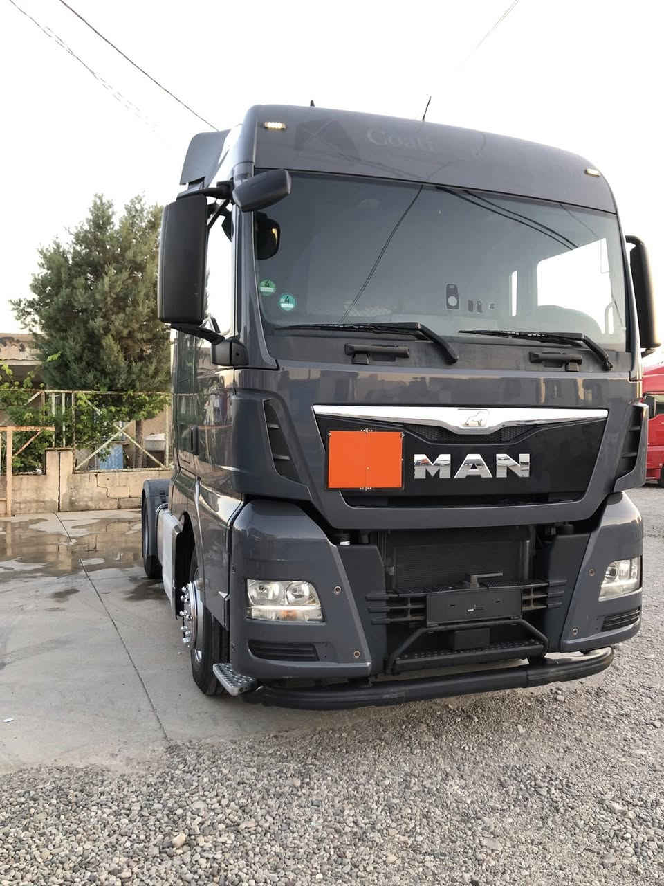 MAN
‎‏‎مان
دعامية حديد 
لون مميز أسمنتي
دبل سوبر 
مديل :2016 
گير مان. ZF
ريتايدر ماي
كامره حساس 
ثلاجه 
ممشاه 700 
كاتي دخول جديد مامشتغل بل العراق 
————————————————————
MAN 18.440
‎دەعامی ئاسن
‎ چیمەنتۆیی (سمنتی)
‎دەبڵ سۆپەر
‎‏‎‏‎مۆدێل ;2016
‎‏‎‏‎مان ZF گێر ؛ ئۆتۆماتیك
‎ڕیتایدەر ئاو 
‎كامێرە حاسە
‎سەلاجە
700KM ماوەی ڕۆشتن 
‎‏‎كاتی 
‎‏‎تازە داخڵ بوو لێرە ئیش نەكردووو 

📞***********📞
