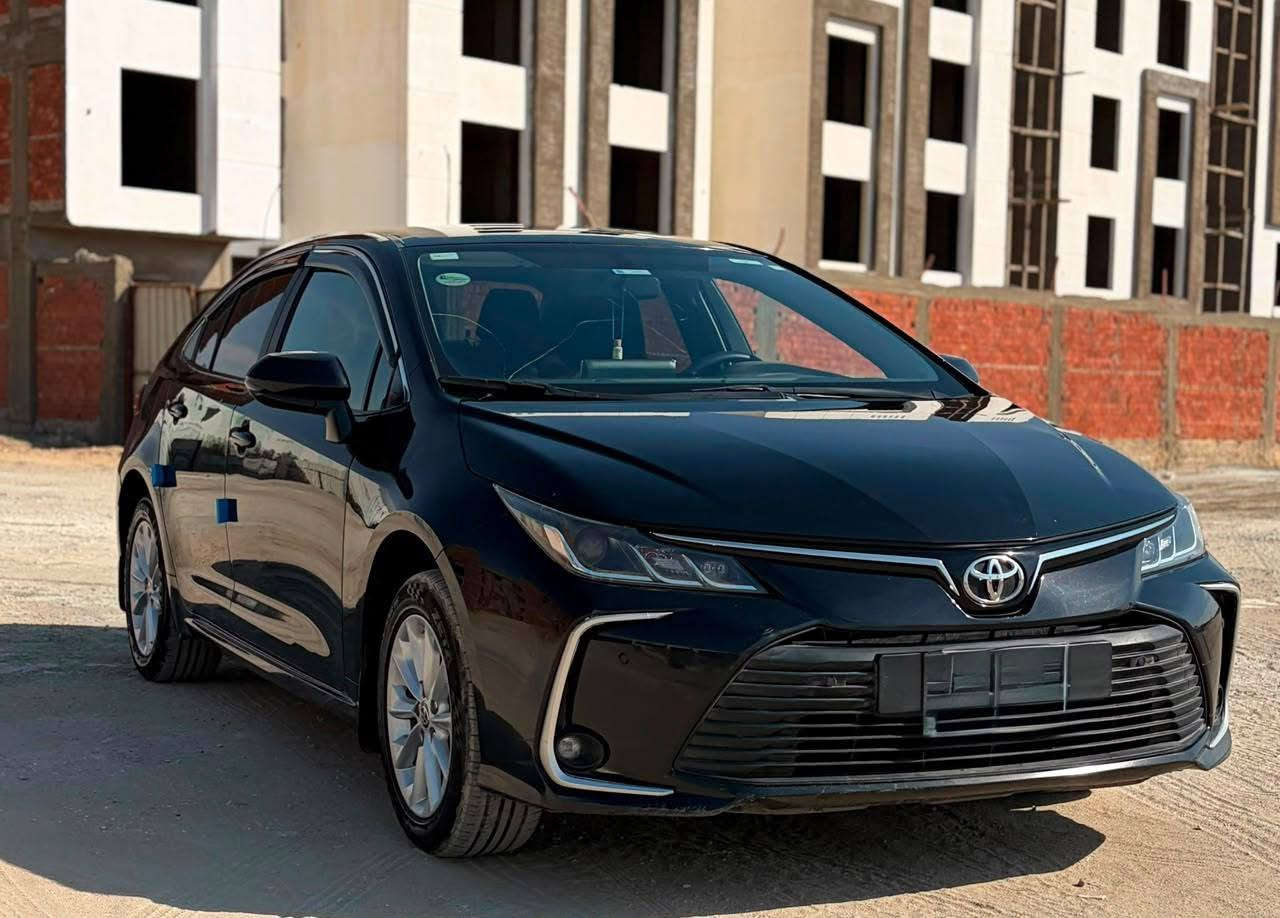 ⚫ _Toyota Corolla 2022_ ⚫  
_الفئة الثانية | فابريكا بالكامل_ ✅  
_عداد 122,000 KM_ 📍  
_صيانات توكيل بالفواتير_ 🛠️  
_رخصة سنة_ 📄  
_متاح الكشف في أي مكان_ 🔍  
_المعاينة مدينة نصر_ 📍

_المواصفات:_
_موتور 1600cc Dual VVTi | 120 HP_  
_فتيس أوتوماتيك CVT_  
_شاشة تاتش + بلوتوث + USB_  
_طارة مالتي + مثبت سرعة_  
_2 إيرباج + ABS + EBD + ESP_  
_تكييف ديجيتال تلاجة ❄️_  
_جنوط 16 سبور + فوانيس ليد_

_عربية زيرو بمعنى الكلمة، دواخل فابريكا_ 💎  
_اعتمادية تويوتا + استهلاك بنزين موفر + إعادة بيع نار_

💬 _متاح كافة أنظمة التقسيط والمبادلة_  
_مقدمات من 30% وأقساط لحد 5 سنين_

_ومنشن صاحبك اللي بيدور على الزيرو اعتمادية 👇_

_واتساب: http://Wa.me/+201099842363_ 📱  
_اتصال: 01099842363 📞

Toyota #Corolla #تويوتا #كورولا #2022 #الفئة_الثانية #فابريكا_بالكامل #عداد_122 #صيانات_توكيل #رخصة_سنة #اعتمادية #CarsForSale #عربيات_للبيع #تقسيط_سيارات #S_AUTO #مصر #مدينة_نصر


**إذا كنت صاحب هذا الإعلان وتريد حذفه لأي سبب، رجاءا أرسل رسالة إلى الدعم الفني**