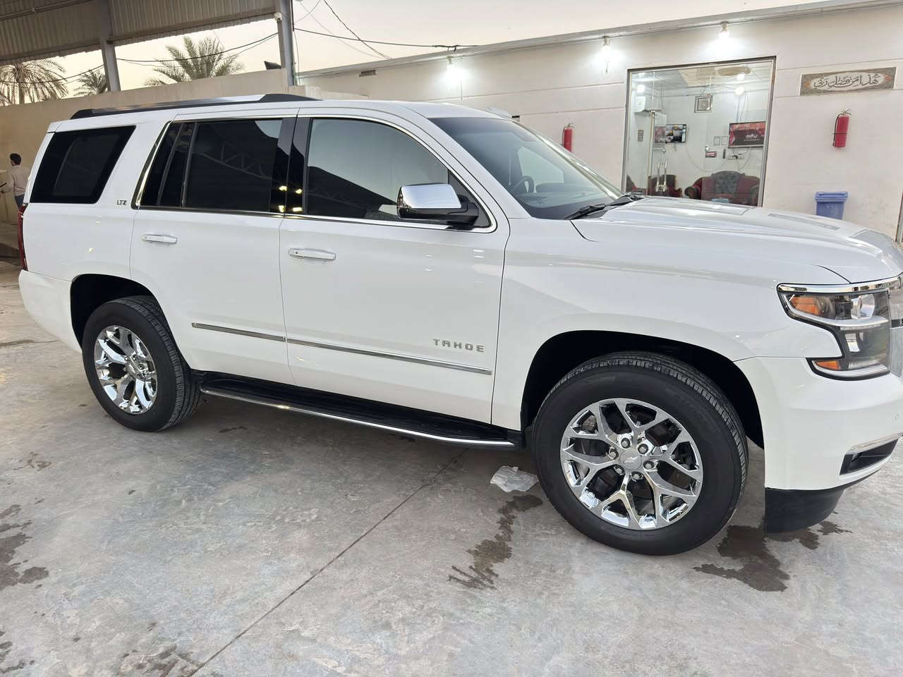 تاهو البيع خليجي محرك 8 /5300سياره جديده بسمي فول موصفات LTZمعروف الوصفات السعر 340المكان واسط الزبيديه الهاتف ***********@إشارة موديل 2015
