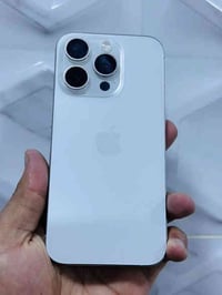 ايفون 15 برو 256 شرق اوسط كامل ملحقات نظافه 100‎%‎ بطاريه 98 السعر 875...