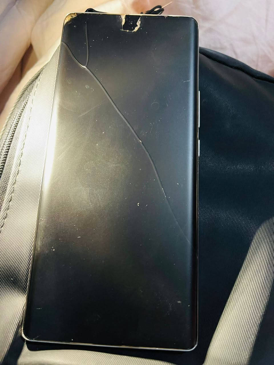 سلام عليكم 
جهاز هونر 70
ذاكره 256
يشغل بوبجي 60 
السعر 175 الف
نضيف جداً الضرر فقط فقط بالحساس ممأثر ؏ شاشه عمارة, ميسان


**إذا كنت صاحب هذا الإعلان وتريد حذفه لأي سبب، رجاءا أرسل رسالة إلى الدعم الفني**