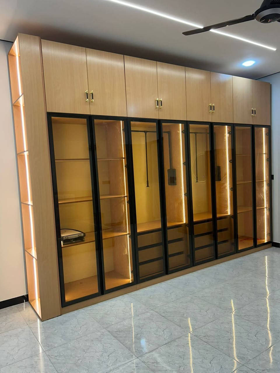 معمل نجارة الايهم 
تم تسليم طلب احد الزبائن في الحبيبية
الى الاخ حسن الربيعي شايف كل الخير

درسنك روم 8باب مع انارة. تعلاكة هايدروليك ميز اوتي هايدروليك
ابواب جام ميز مراية جرباية نفرين

غرفة اطفال جرابي نفر عدد 4 
ميز مراية
كنتور 6 باب
مكتبة دراسة عدد 3 
لون ابيض و وردي حسب الطلب
للستفسار مراسلة الصفحة او اتصال
***********
***********
عنوان بغداد بسماية مقابيل مستشفى الجامعة اللبناني
يوجد خدة توصيل
