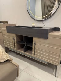 غرفه نوم تركي باب اول استخدام ٣ اشهر  اخذته مليونين رايده ابمليون ٣٥٠ ...