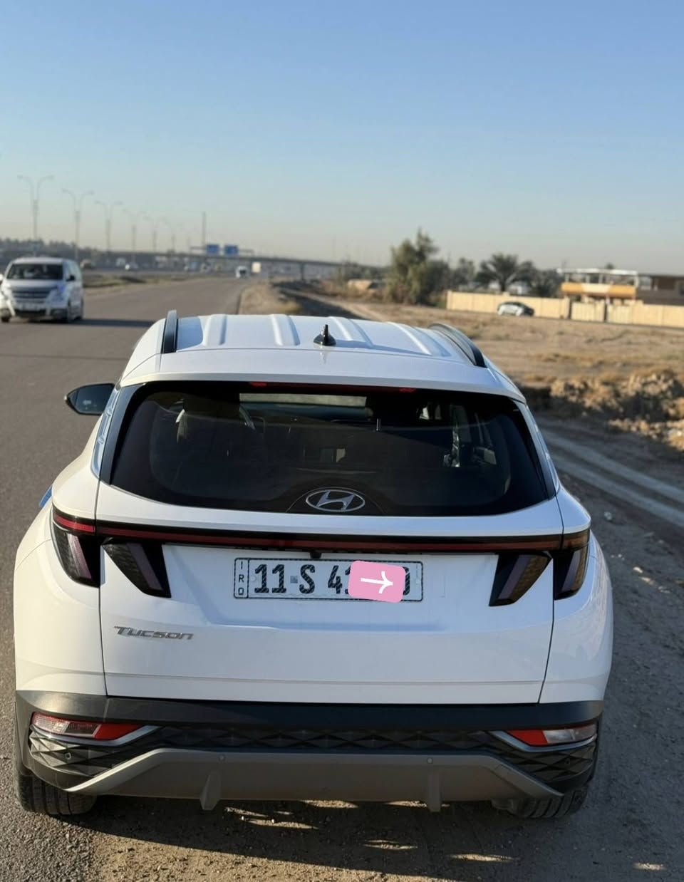 ⭐ هيونداي توسان 2023 - خليجي ⭐
⚠️ السيارة بحالة الوكالة - كفالة تامة ⚠️
✅ الضمانات الفنية:
▪️ كفالة عامة: (صبغ + ضربة + غرق) كفالة قطعية.
▪️ المحرك: محرك مقفول وبحالة الوكالة 100%.
▪️ البدن: نظيف جداً (فقط بارد شبرين بين البابين جهة اليمين).
▪️ الداخلية: نظافة فائقة (بريحة الوكالة).
✅ المعلومات العامة:
▪️ الموديل: 2023.
▪️ الممشى: 72,000 كم.
▪️ الوارد: خليجي.
▪️ الرقم: بغداد (انكليزي الدولي) - تحويل مباشر.
✅ المواصفات (فول عدا الفتحة):
▫️ بصمة تشغيل + بصمة أبواب + تشغيل عن بعد.
▫️ شاشة كبيرة + شاحن وايرلس (Wireless).
▫️ كاميرا HD + حساسات أمامية وخلفية.
▫️ لايتات LED + مري شفط + إشارات بالمري.
▫️ نظام (Auto Hold) + مثبت سرعة.
▫️ ويل كب حجم كبير + تخم تاير جديد.
💰 السعر المطلوب: 208 ورقة ($20,800)
📍 الموقع: بغداد ناحية الرشيد
📞 للاتصال/***********
:
