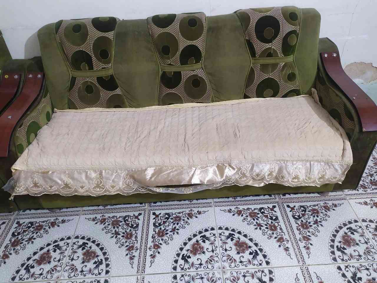 تخم عشر مقاعد للبيع نجاره نضيف مابيه ضرر سعر 275 وبيه مجال بسيط


**إذا كنت صاحب هذا الإعلان وتريد حذفه لأي سبب، رجاءا أرسل رسالة إلى الدعم الفني**