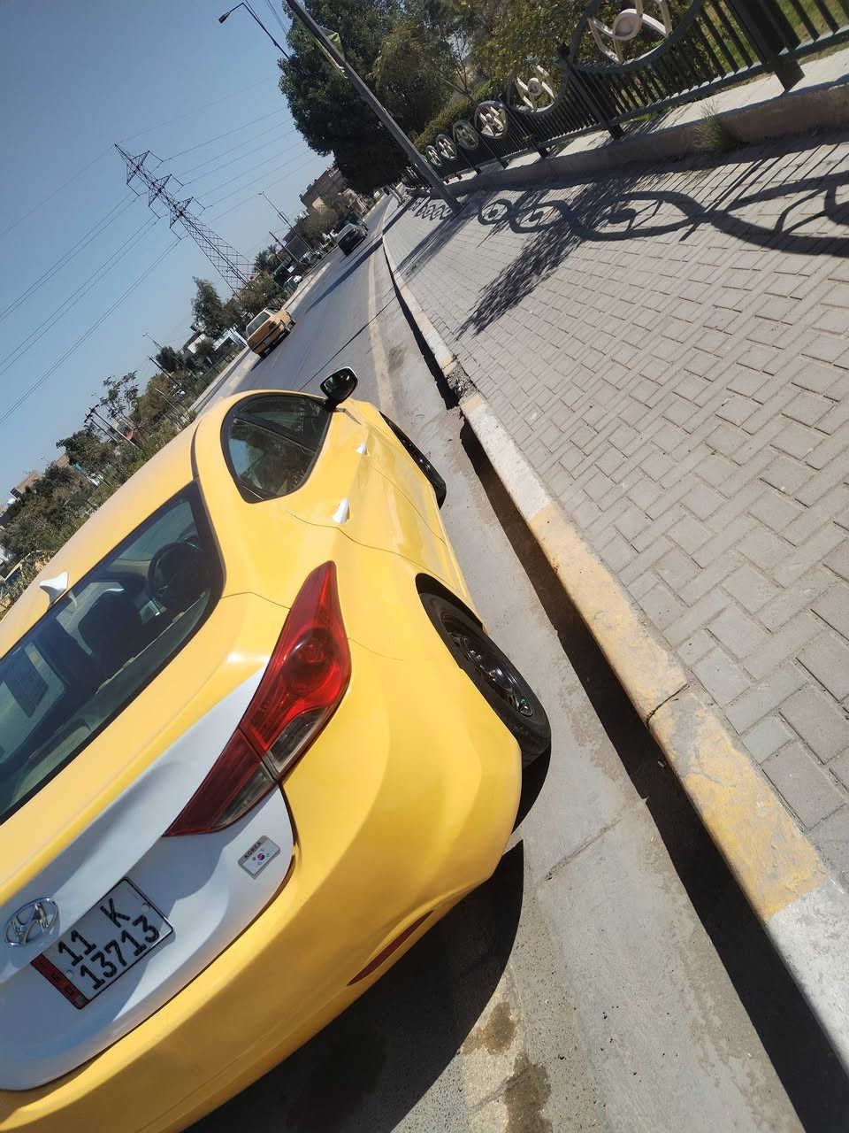 السلام عليكم الانترا موديل 13امريكي حادث فقط باب خلفي بدون دواخل بدون ايرباك كفاله عده لباب لبيل واحد  مابيه حادث بلعراق فقط حادثه امريكه 
مكينه وگير وتبريد وتخم تاير وصدر خير من الله 
اي نقص مابيه جاهزه  سوناره موجود بيه بدون معجون 
سعر 103وبيه مجال 
مكان بغداد سيديه 
***********
