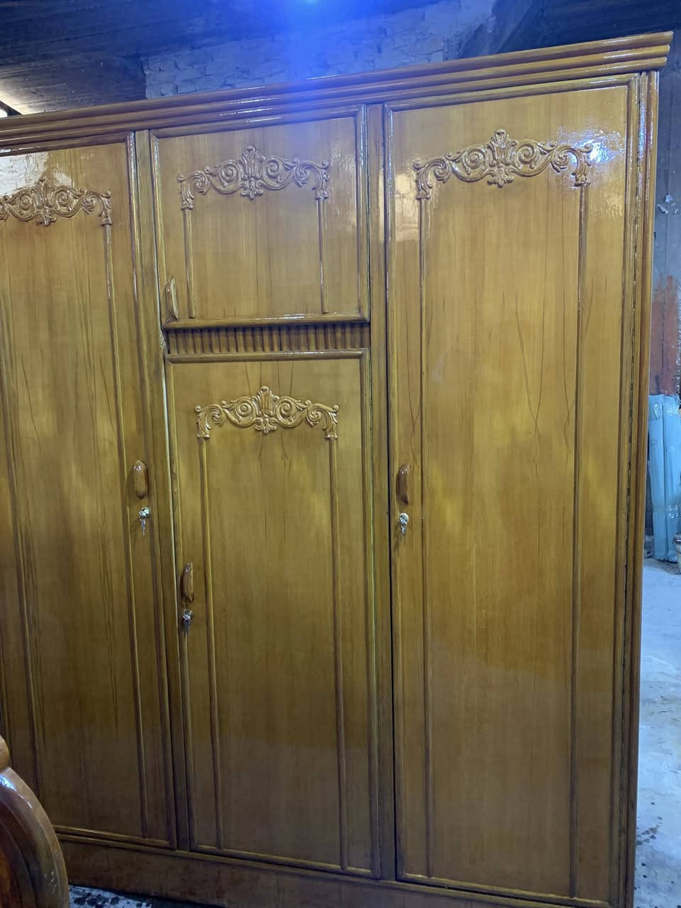 كنتور 3ابواب داخل وخارج صاج طبيعي نجاره ضهر جرجوبه
السعر 280
العنوان حله شارع ابو القاسم مجاور الجامع ابو القاسم
الرقم ***********
