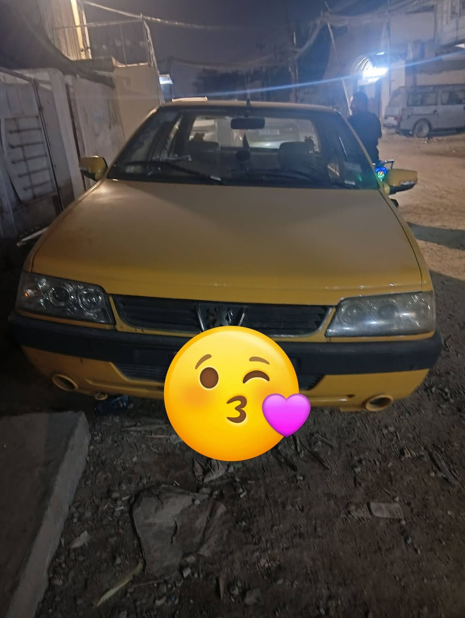 سلام عليكم سياره بيجو لميس موديل 2013رقم بغداد السعر 38ورقه وبيهه مجال قليل الاستفسار على الرقم ***********عنوان بغداد
