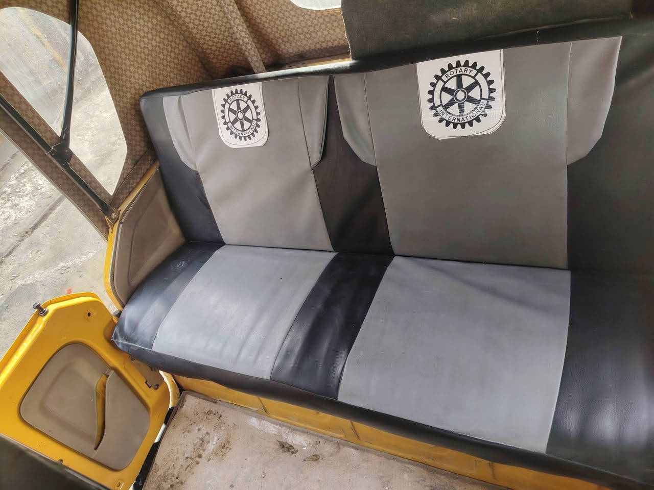 السلام عليكم تك تك 2021 رقم بغداد محرك لاتبخير ولاتنقيص كشر نضيف محرك ناعم السعر ٦٨٥٠ المكان بغداد الجديدة رقم الهاتف ***********
