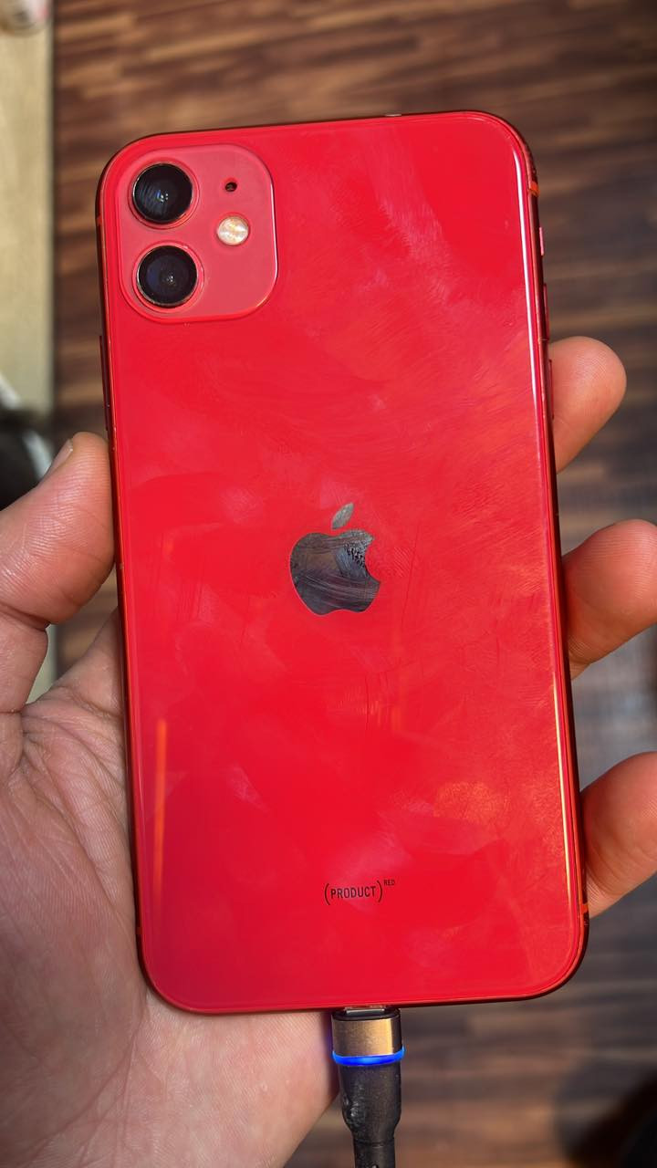 ايفون ١١
ذاكره١٢٨ بطاريه 100مبدل
وشاشه مبدل نوعيه زينه لابئس بيها الباقي مكفول فرما حدث تصوير صوت كله شغال السعر ١٧٠بي مجال بسيط 
مكاني بغداد مدينه صدر ***********
