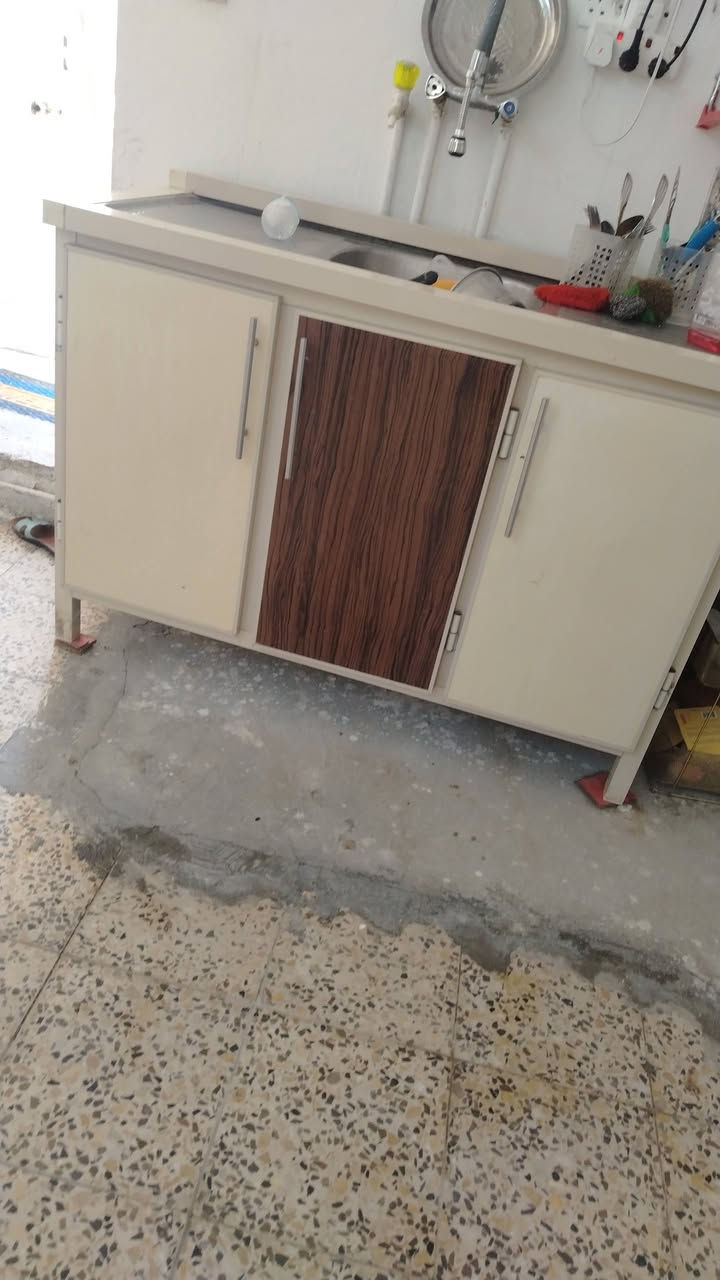 للبيع أغراض بيت حيل نضيفة مستعجلة ع بيعتهم 
مكاني الدورة الميكانيك


**إذا كنت صاحب هذا الإعلان وتريد حذفه لأي سبب، رجاءا أرسل رسالة إلى الدعم الفني**