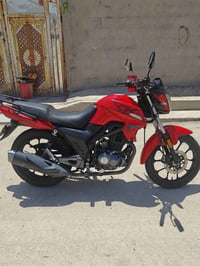 دراجه RK200cc موديل 2024الدراجه نضيفه وخير من الله السعر 2200 وبيها مج...