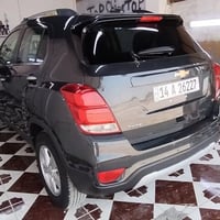تراكس ٢٠١٨ أمريكي فقط باب السايق مصبوغ والباقي كفالة حدادة تبريد بصمة ...