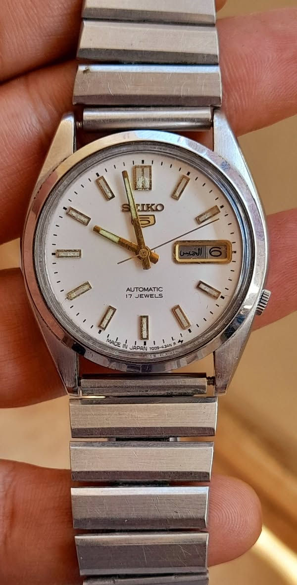 Costa silver 💥 
 سايكو فايف يابانية اصليه كلاسيك أوتوماتيك تعمل بكل دقه لهواه الفينتاج الحاله كما هو موضح بالصور.😍😍
📌العنوان: طنطا شارع المديرية.
                 طنطا شارع الجلاء
جنوب سيناء. شرم الشيخ .السوق القديم مول تيران محل ٨٠
للتواصل والإستفسار على رسائل الصفحة أو واتس 01000188248

متاح شحن جميع المحافظات.
الدفع فوري .فودافون كاش أو عند الاستلام 

#كوستا_للفضيات #فضه #انسيال #احجار_كريمة #دلاية #Costa_sliver #silver_jewelry  #silver #ring #bracelets  #stones #gemstone #sale #watches #swisswatches #silverstone  #gift #Pandora 
#Fashion #fashionlover  #pandent  #sterlingsilver #pearls #jewelryfactory #manufacturer #silvermaker #daily #jewellerydesign


**إذا كنت صاحب هذا الإعلان وتريد حذفه لأي سبب، رجاءا أرسل رسالة إلى الدعم الفني**