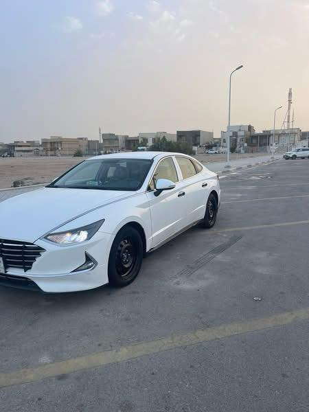 سوناتا خليجي رقم بغداد بسمي 
 مكينه 2500  السياره ماشيه ٣٠ ستخدام شخصي للبيع فقط اعتذر عن المراوس مديل 2020 جاملق امامي تبديل والباقي كفاله السعر 132  مكان السياره بصر*********** مكلف بل نشر الشراي يتصل رجأ
