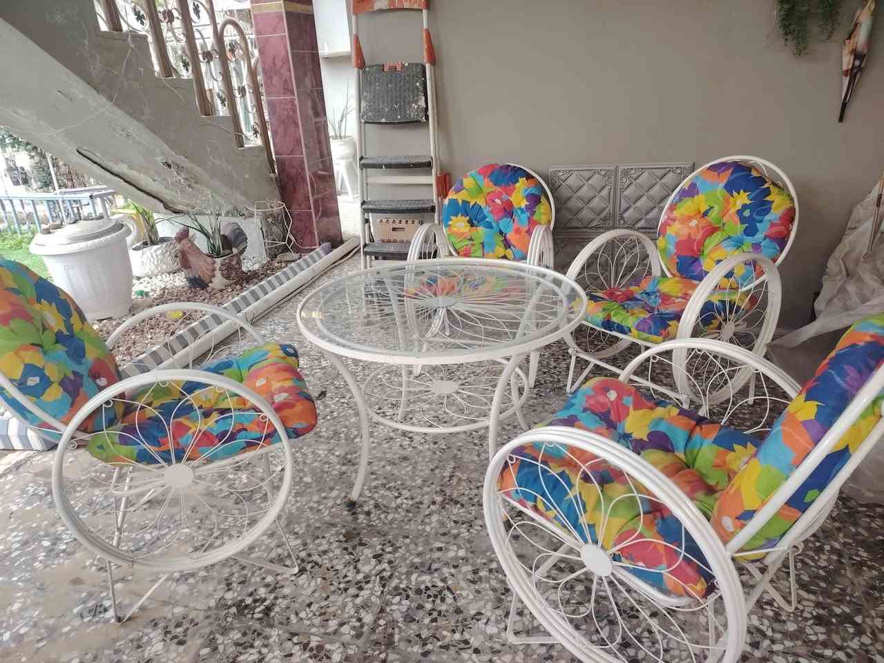 تخم حديد للحديقه السعر  200
للمراسله على الرقم  ***********
