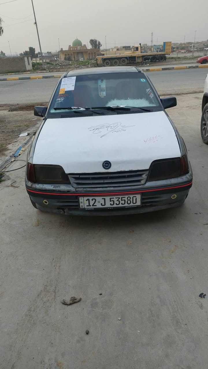 شرط التحويل كير محرك شرط تايرات نضاف
كهربائيات كلها شغالا مسجل سماعات 🎧 جدد 
الدوشمه جديده سياره جاهزه ماتصرف ربع 
قفل مركزي ريمون كابون بانزين متوقف ورقي
طخم جديد هزه بيها العنوان موصل الايمن حي الثوره 
شراي خابر عل رقم 📱 ماجاوب خاص السعر 26 بيها مجال 
***********
