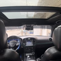 كرايسلر c300 بلاتينيوم 2018 5700 خمس قطع ١٨٠ورقه 07748047706