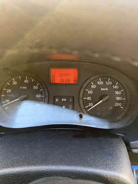 رينو شركه العامه فقط جاملغ مبدل ايمن موديل 2009 ماشيه 92 مكاني بلديات السعر 60 /***********
