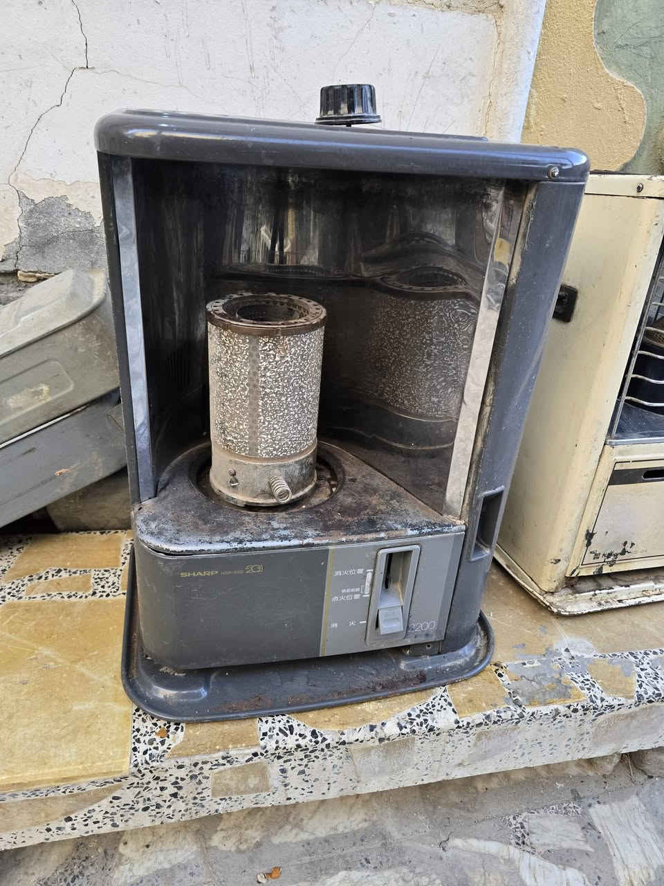 السلام عليكم
صوبات للبيع متروكان يعني عوزهن فتيله وهيج شغلات بسيطه  ابيعهن شلع ***********
