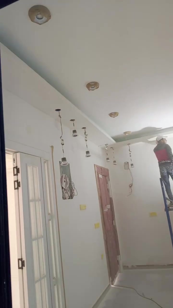 سلام عليكم متابعينا الكرام جانب من اعمالنه عرض خاص سعر متر الجيس كرسته وعمل 20الف بابل لتواصل ***********
