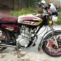 دراجة للبيع سونك موديل ٢٠٢٤محرك ٢٠٠الرقم ٠٧٨٨١٤٠٢٣٤٦