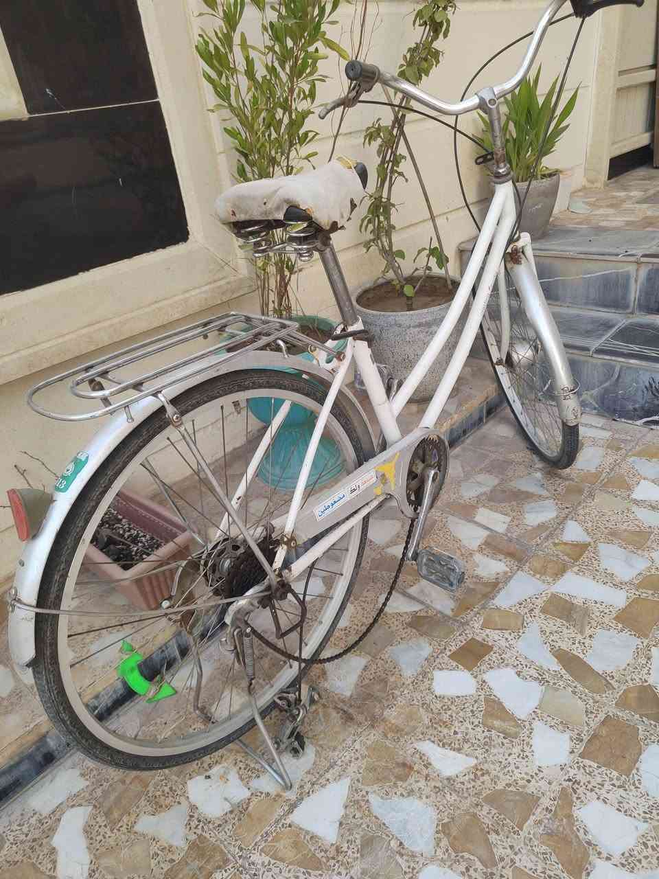 سلام عليكم عندي هذا الباسكل للبيع كدام عينك


**إذا كنت صاحب هذا الإعلان وتريد حذفه لأي سبب، رجاءا أرسل رسالة إلى الدعم الفني**