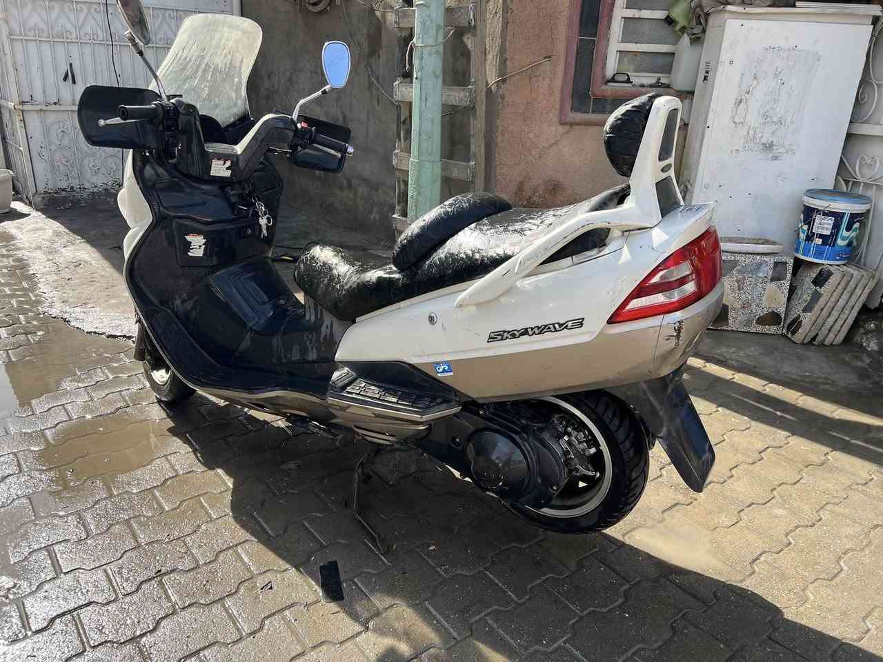 السلام عليكم شباب الطيبين سكاي ويف سرعه 140 محرك ممفتوح بلاد سعر مناسب لئن ممحتاجهه   700 الف بيهه مجال بسيط


**إذا كنت صاحب هذا الإعلان وتريد حذفه لأي سبب، رجاءا أرسل رسالة إلى الدعم الفني**