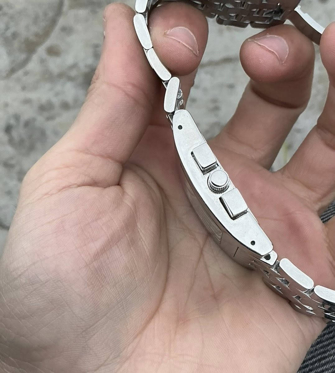 السلام عليكم ساعة REFORM سويسري اصلي
جام زفير
مينة صدف بحري
ستانلس ستيل
نظيفة جدا
فول سناتر
قطر 40
بلادية بالكامل
95 الف


**إذا كنت صاحب هذا الإعلان وتريد حذفه لأي سبب، رجاءا أرسل رسالة إلى الدعم الفني**