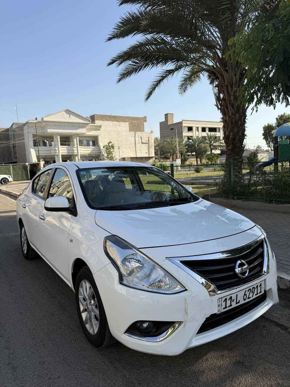 نيسان سني 2024 هندي ام البليتة الزركة رقم بغداد بأسمي تحويل مباشر ماشية 35 الف
مكينة كير تبريد كله على وضع الشركة
السيارة بدون صبغ بدون تبديل بيها فقط بارد مقدار 3 أصابع بالدوسة شي بسيط 
مواصفاتها فول تحكمات اشاير بالمري قطعتين تبريد جام كهرباء شاشة وكاميرا وبعد بيها مواصفات 
عنواني بغداد حي الحسين قرب جسر العامرية ***********
السعر 120 وبيها مجال
