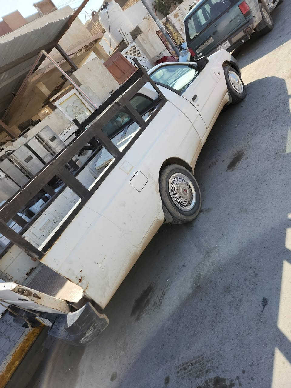 سيارة بيكب اريدو 2016 سيارة بيهة منضومة غاز وبديهة مطول مثل ما موضح بلصور يحتاجلهة بعض التعديلات بيهة ونة ب الكير بس ما مأثرة علسيارة ووين متريد اطلع بيهة سنوية انتهت بنهاية شهر 12 هذا  للبيع او الامراوس السعر 30 ورقة للاستفسار الاتصال على الرقم ***********
