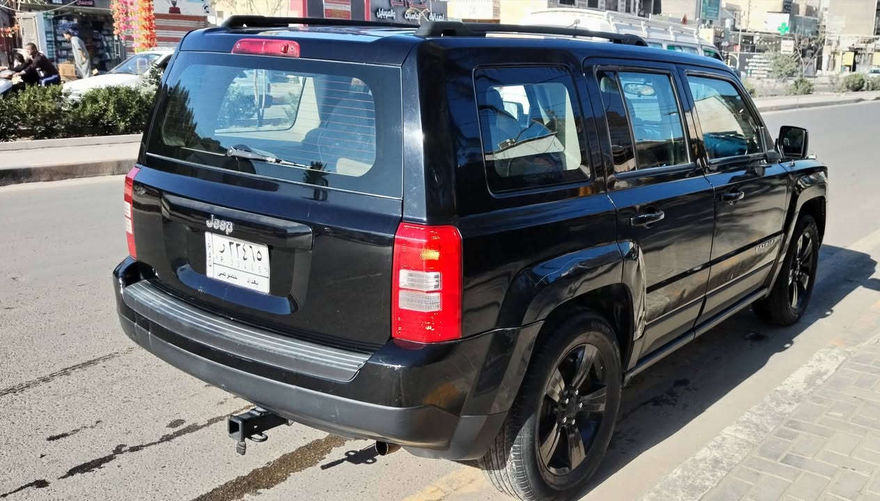 جيب باتريوت ٢٠١٥ محرك ٢٤٠٠
حادث أمريكا خشم جاملغ فقط الأيسر 
ليبل واحد بدون لاتبديل ولا صبغ سيارة بلادية 
كير محرك صدر أمامي و خلفي تبريد جاهزة كامرة وشاشة تخم تاير مغلف الأرضية جلد
رقم بغداد بسمي *********** بغداد الكرخ
السعر على الواتساب
