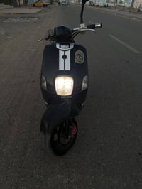 بوليس للبيع الدراجه نوزل مو كابريتر وبيها قبق هندر يعني لا تحير من يكع...
