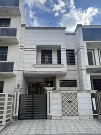 دار للبيع المساحة 103 متر   بناء حديث  درجة اولى 2023 على شارع عريض ال...