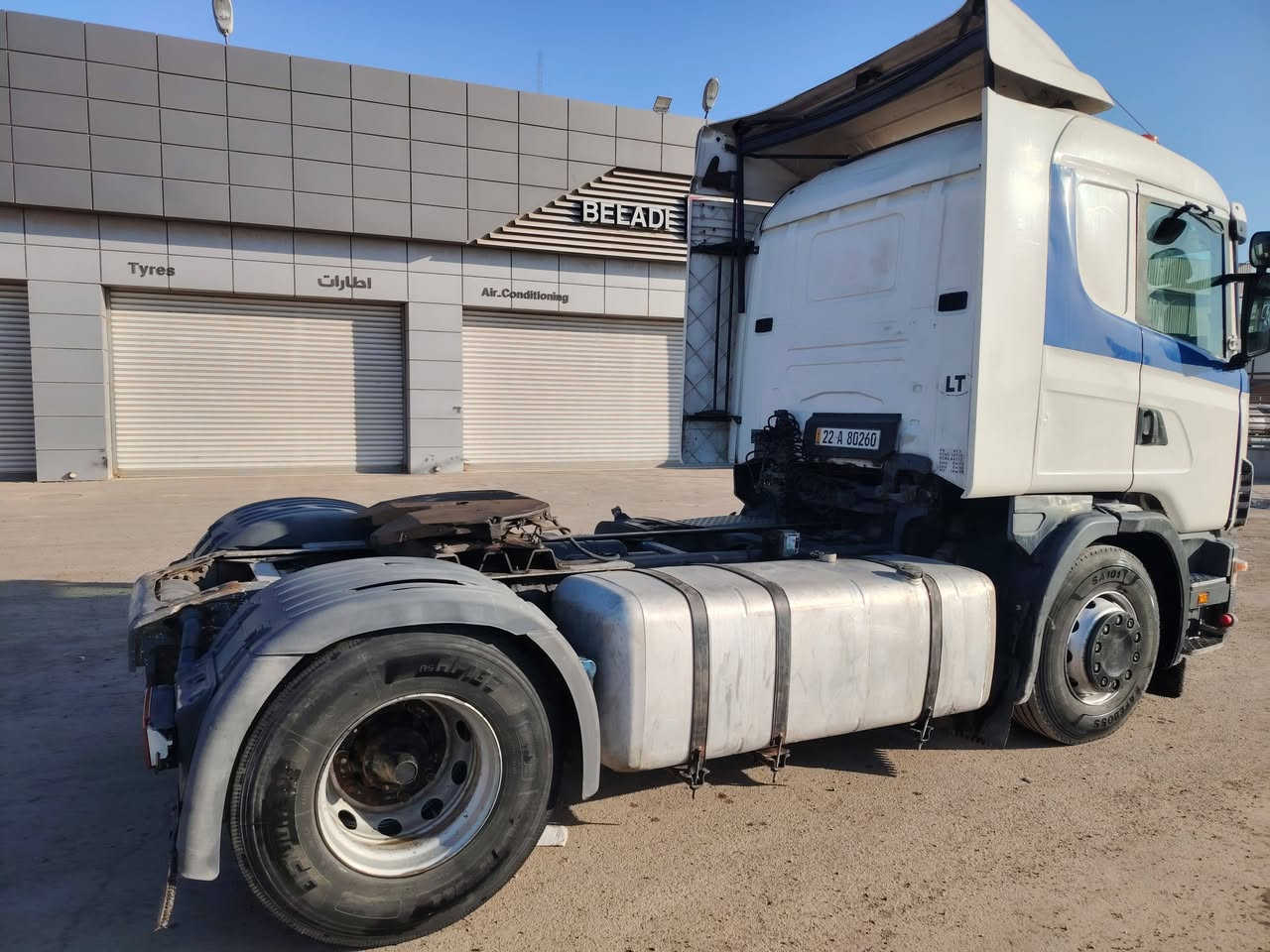 سكانيا للبيع موديل 2002 سياره نظيفه وخير من الله جير محرك جديد سياره ثلاثه بثلاثه استفسار الرقم ***********
