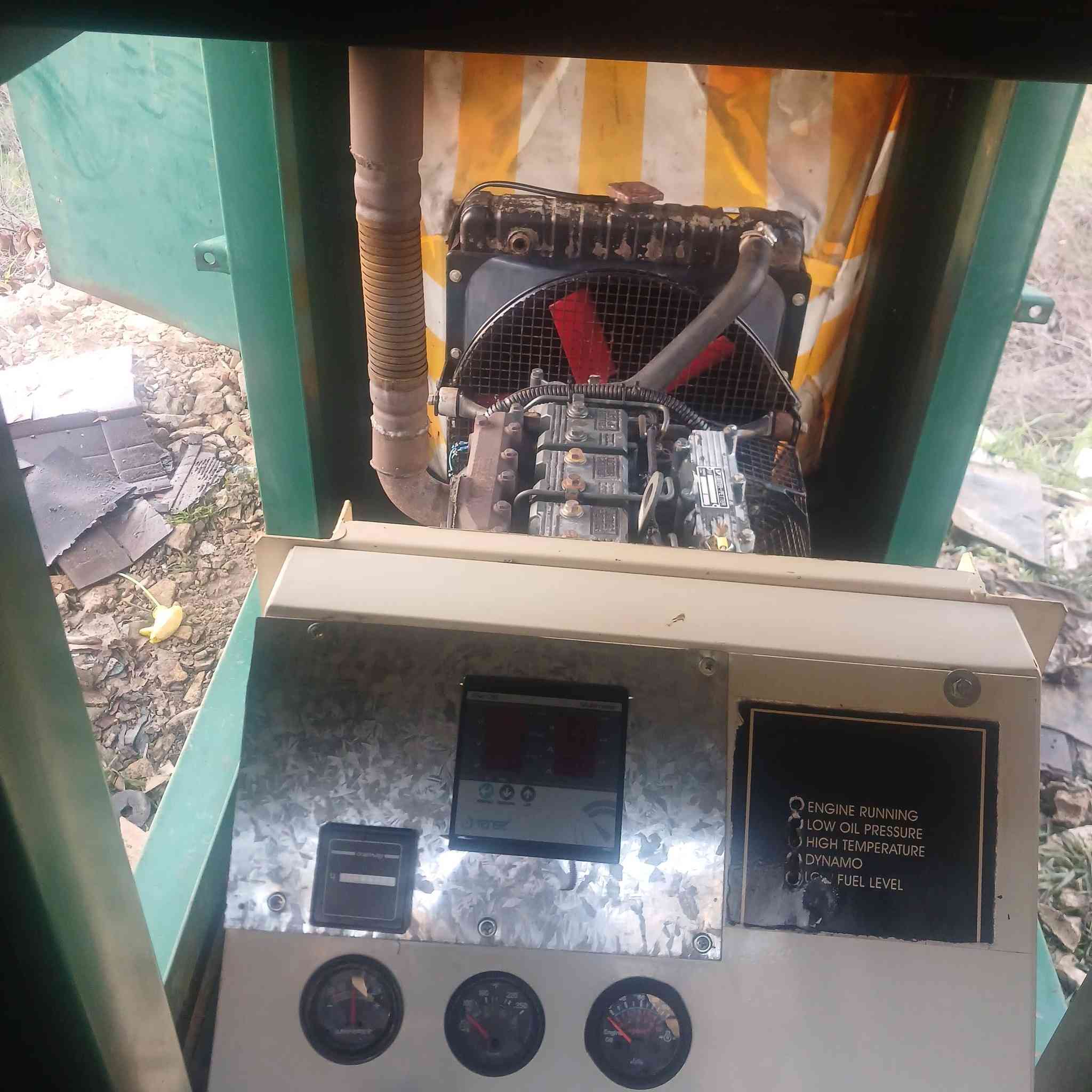 مولد لستر تبريد مياه ٣ سلندر 
مع كاتم ١٠٠/١٠٠
خزان مزوت  بطرية جديدة 
وصل لعندك ٣٣٠٠$ ٧٠٤٣٣١١٣


**إذا كنت صاحب هذا الإعلان وتريد حذفه لأي سبب، رجاءا أرسل رسالة إلى الدعم الفني**