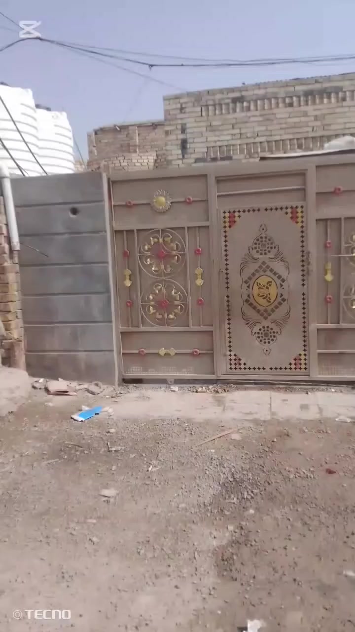 سلام عليكم هاذ البيت البيع
غرف 2  صلة  وستقبال وطباخ خارجي وحمام داخلي 
وقاط ثاني ماكامل 
الاستفسارات 
***********
***********
