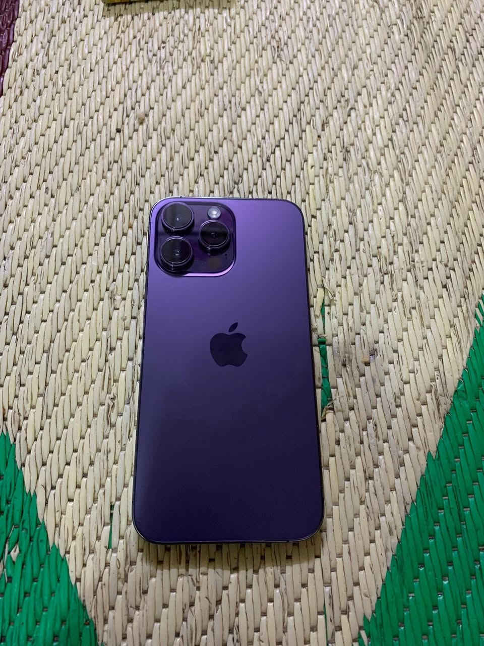 يالله🩶
ايفون 14برو ماكس
ذاكره 256
بطاريه 83
الجهاز عربي شرق اوسط وترAAA
مستبدل ضهر بالليزر اصلي وما مبين شرط
تفحص وين متريد كله شغال ضمان يوم كامل 
للبيع او مراوس بايفون السعر 750الف 
للتواصل ***********. ***********
