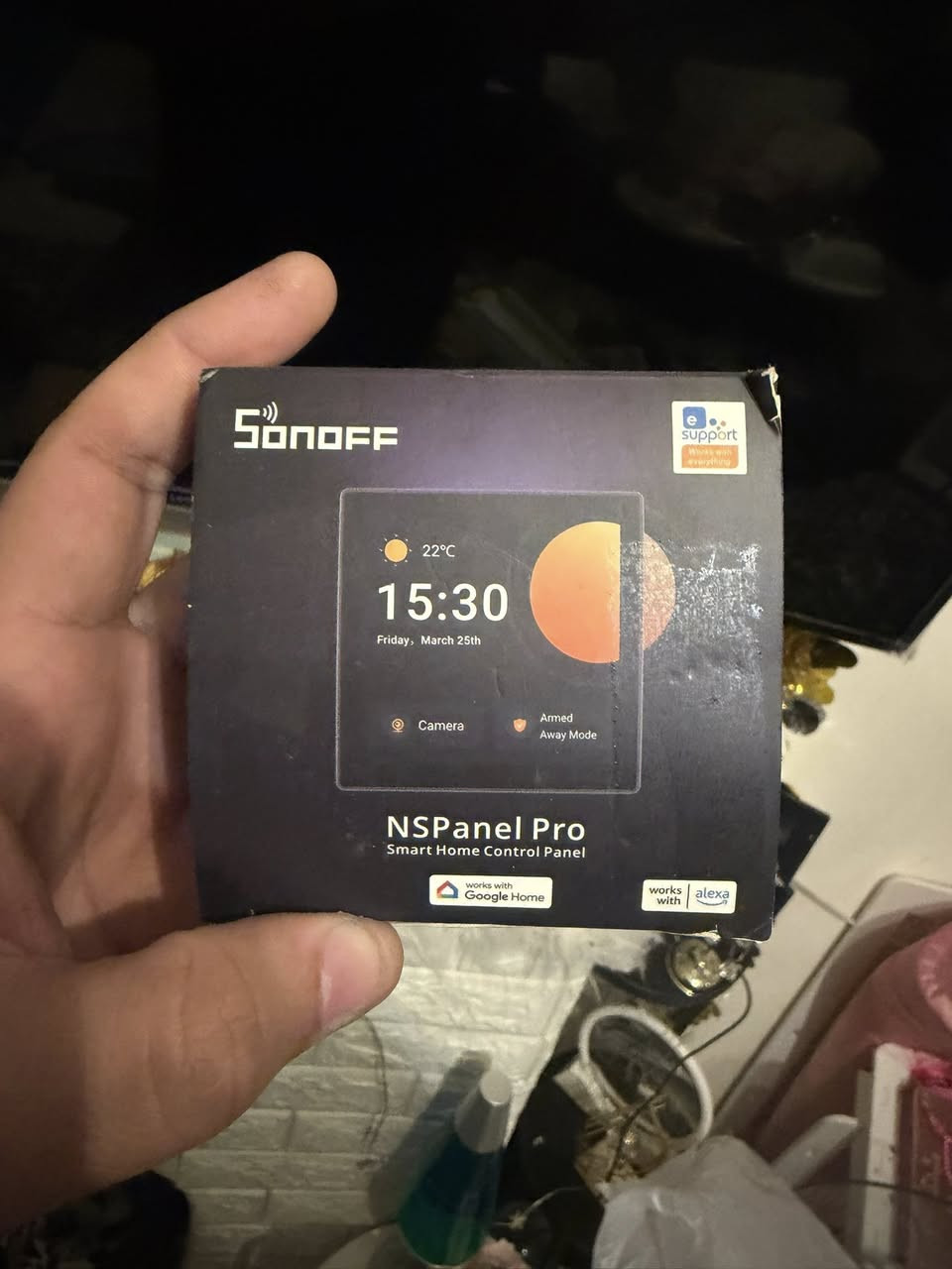 سلام عليكم للبيع مزاد
البيع كلهم شلع

🏠 فرصة لأصحاب البيوت الذكية والراحة!
متوفر عندي قطعتين مميزة وجديدة لتحويل بيتك لبيت ذكي (Smart Home) من الدرجة الأولى:
1️⃣ شاشة Sonoff NSPanel Pro:
• التحكم الكامل بالمنزل من مكان واحد.
• شاشة لمس ذكية تعرض درجة الحرارة، الوقت، وتتحكم بالإضاءة والأجهزة.
• تدعم الكاميرات، وتشتغل مع Google Home و Alexa.
• تصميم عصري يضيف لمسة فخامة للحايط.
2️⃣ ثرموستات ذكي (BHT-006 Series):
• للتحكم الذكي بالتدفئة (سواء كانت أرضية أو سخانات أو بويلر).
• يشتغل عن طريق الـ WiFi يعني تگدر تضبط حرارة البيت وأنت برا.
• شاشة واضحة وتصميم أنيق جداً.
✅ الحالة: الأجهزة جديدة (مثل ما موضح بالصور).
💰 السعر: مزاد .


**إذا كنت صاحب هذا الإعلان وتريد حذفه لأي سبب، رجاءا أرسل رسالة إلى الدعم الفني**