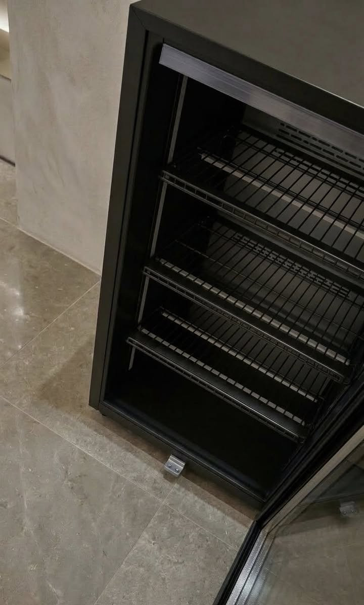 ثلاجة صغيره ترهم بالمحل بالمكتب بالغرفه جديده سعره قفل 175 مابيه مجال لان جديده المكان بغداد الشعله


**إذا كنت صاحب هذا الإعلان وتريد حذفه لأي سبب، رجاءا أرسل رسالة إلى الدعم الفني**