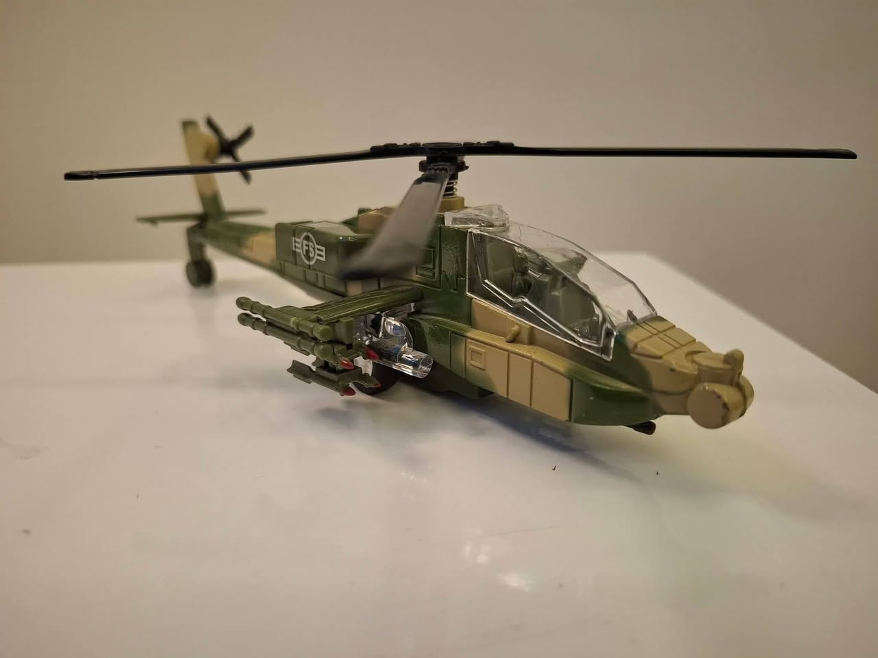 أبآتشي حديد بالكامل .. متوفر


**إذا كنت صاحب هذا الإعلان وتريد حذفه لأي سبب، رجاءا أرسل رسالة إلى الدعم الفني**