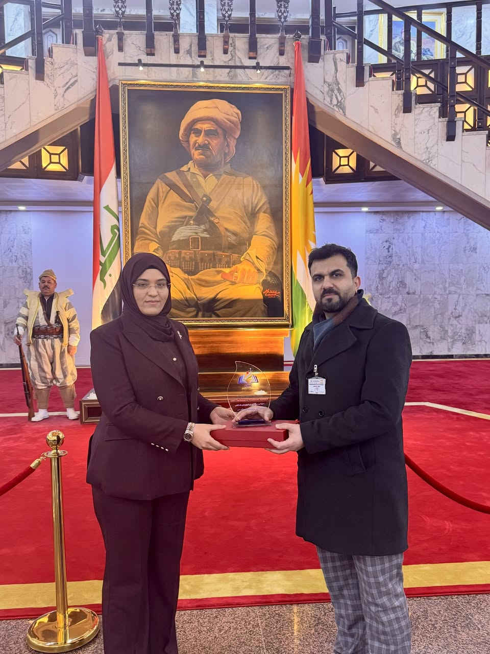 پەیمانگەی تەکنیکی پیشەیی CMC — شوێنی دروستکردنی داهاتووی سەرکەوتن

پەیمانگەی تەکنیکی پیشەیی CMC هەمیشە بەردەوامە لە کارکردن بۆ پێشکەشکردنی فێرکارییە کوالێتی بەرزەکان، بە ڕێکخستنێکی زانستی و پەروەردەیی پێشکەوتوو.

ئێمە گرنگی تایبەت دەدەین بە پەرەپێدانی تواناکانی قوتابیان و خوێندکارانمان، و دروستکردنی ژینگەیەکی فێرکاری کارا، کە تێیدا زانست و پراکتیکی دەگۆڕدرێن بە ئەزموونی ڕاستەقینە و سەرکەوتن.

لە چوارچێوەی ئەم هەوڵانەدا، ئەمڕۆ ڕۆژی ٢٦/١/٢٠٢٦،
قوتابیانی قۆناغی دووەم ـ بەشی پەرستاری / فریاگوزاری سەرەتایی ـ
چالاکییەکی تەندروستیان ئەنجامدا لە دیوانی پەرلەمانی کوردستان، کە تێیدا پشکنینی فشاری خوێن و شەکری خوێن بۆ فەرمانبەرانی پەرلەمان ئەنجام درا.

ئەم جۆرە چالاکییانە بەشێکن لە پلانی فێرکاری پراکتیکی CMC بۆ ئامادەکردنی خوێندکاران بۆ بازاڕی کار و خزمەتکردنی کۆمەڵگا.

☎️ ژمارەی تەلەفۆن؛
***********
***********
📍ناونیشان: شەقامی ٤٠ مەتری، بەرامبەر پارکی سامی عبدولرەحمان.
