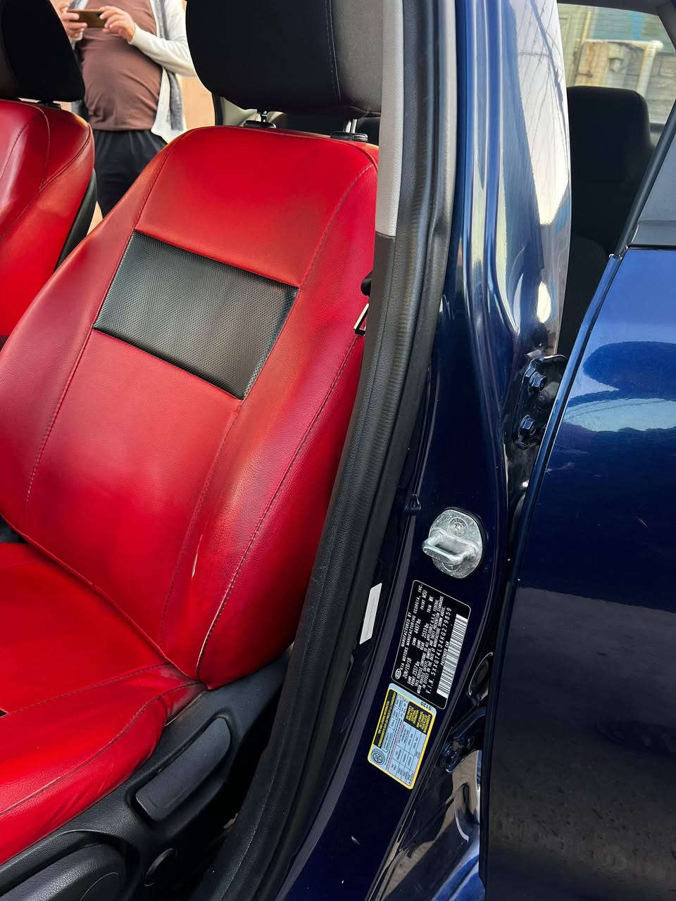 السلام عليكم
كيا اوبتما موديل ١٩ وارد أمريكي ماشيه ٩٥ الف ميل حادثها جنطه مثل مامبين بالصور وبيها جاملغ يمنه صبع وشويه بارد  جاملغ يسره  مواصفات fe معروفة 
سياره خير من الله كير ومحرك مكفولات رقم اربيل شرط تحويل 
السعر ١٤٥٠٠ وبيها مجال العنوان بغداد الدوره للاستفسار الاتصال على الهاتف 
***********
