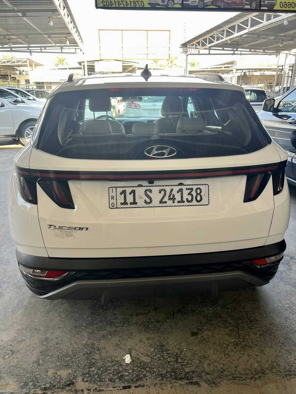 السلام عليكم توسان موديل 2024 خليجيه 
السياره كفاله عامه معروفه مواصفات ال 2024 فووووووول للأخير كشنات كهربائيه بصمه تشغيل عن بعد بيه اهواي مواصفات 
ماشيه45 الف زيرو على الشركه 
رقم بغداد الجديد 
سعره السيارة بلاش وبلعافيه الي ياخذه الف عافيه 
سعر 215 وبيه مجال للطيبين 
اي استفسار *********** غيث الحميري حيااااااااكم الله
