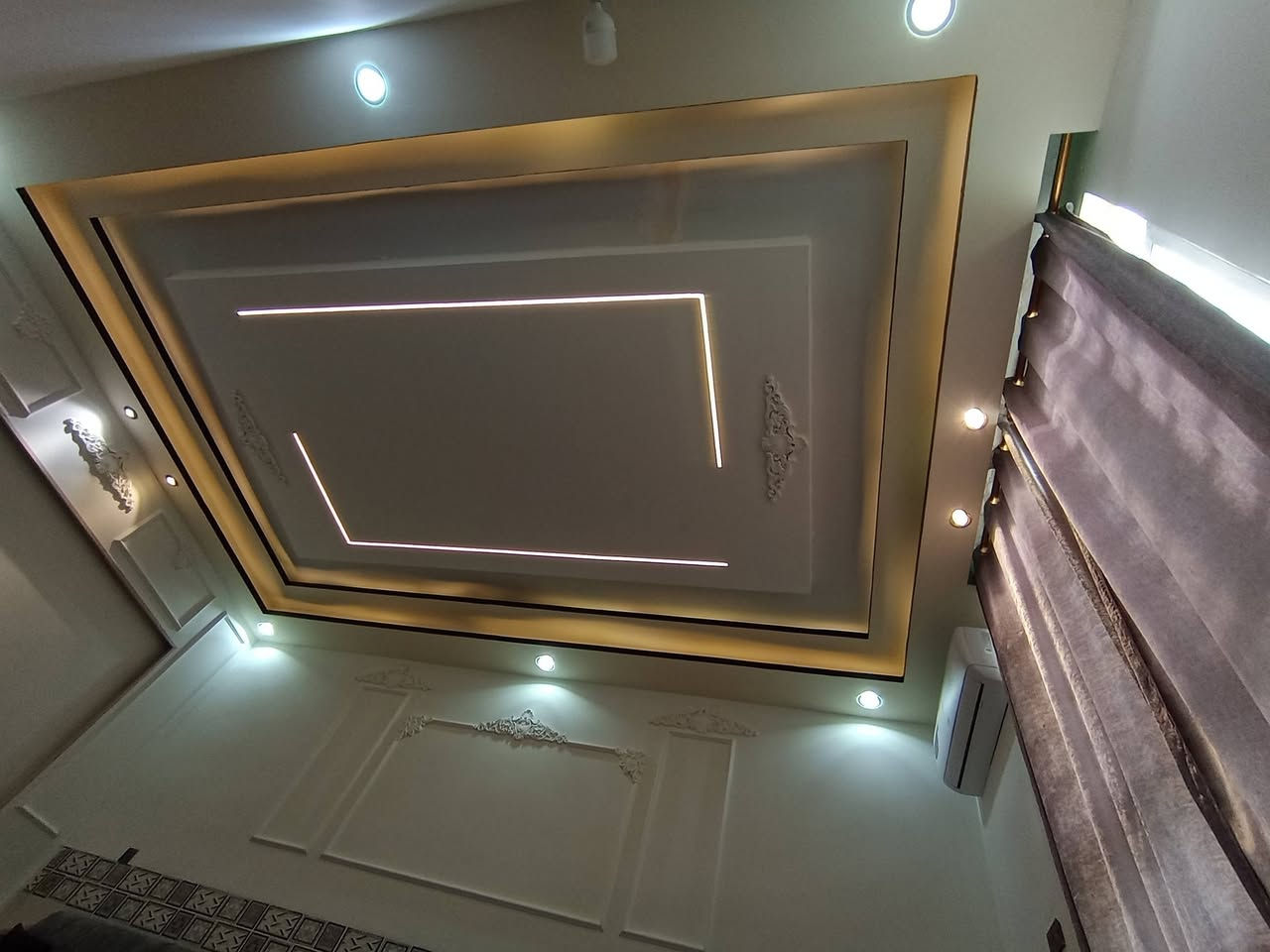 تم انجاز العمل والحمد الله ✨ المودرن للديكور والصبغ ✨
✔️ سقف ثانوي
✔️ سقف مغربي
✔️ جبس بورد
✔️ بديل خشب
✔️ بديل رخام

📍 كربلاء – الشبانات

📞 للاتصال والحجز:
***********
0780125512

🌟 خلي بيتك أرقى وأجمل ويانه .. خبرة + دقة + أسعار تناسب الجميع 🌟
